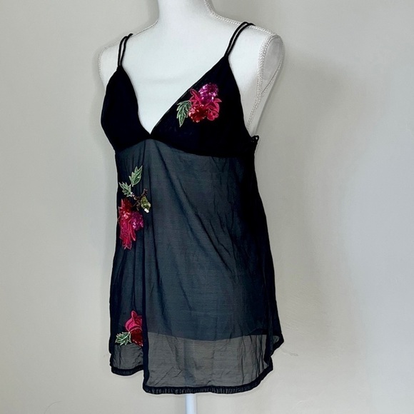 Vintage Y2K Victoria’s Secret Babydoll Slip - Picture 8 of 8